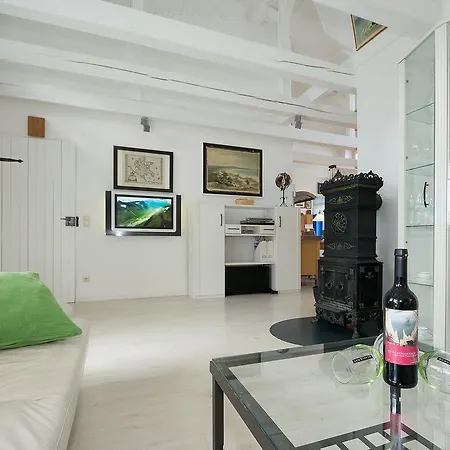 Strandhaus / Rügen Сasa de vacaciones *