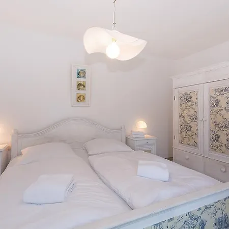 بيت للعطل Strandhaus / Rugen *
